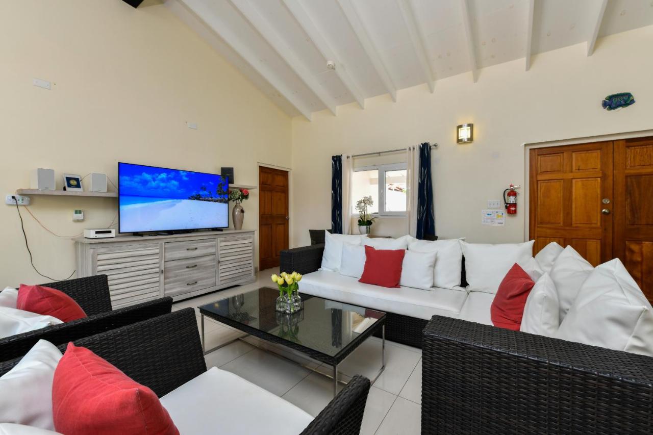 Villa Swiss Paradise With Private Pool Палм Бич Экстерьер фото